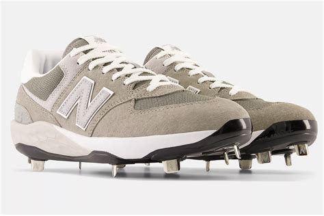White new balance baseball cleats - Shop the largest collection of New Balance footwear, apparel and accessories at the official New Balance online store. ... White (11) Black (15) Blue (6) Grey (5) Red (2) Brown (1) Model. 574 (2) Refine by Model: 574 Price. ... Fresh Foam X 3000v6 Armed Forces Day Men's Baseball $95.99 Price reduced from $119.99 to 20% Off 20% Off PL3000V6-43400